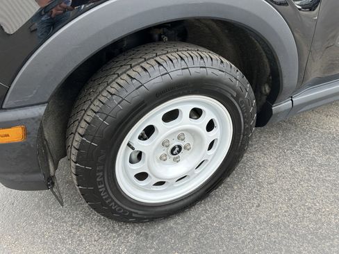 Certified 2024 Ford Bronco Sport Heritage w/ Heritage Convenience Package image 9