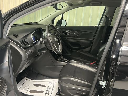 Used 2021 Buick Encore Preferred w/ Safety Package image 11