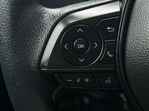 Used 2023 Toyota Corolla LE image 28