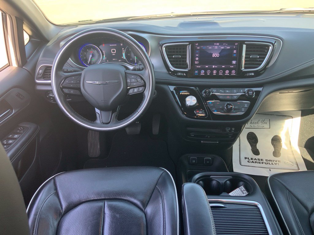 Certified 2020 Chrysler Pacifica Limited FWD image 21