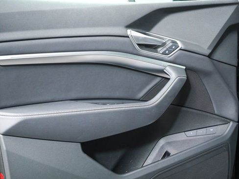 Certified 2023 Audi e-tron Premium w/ Convenience Plus Package AWD/4WD image 6