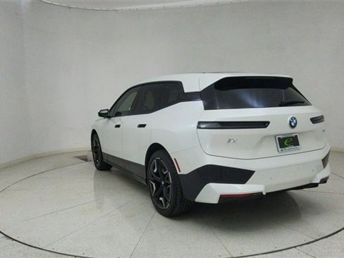 Used 2025 BMW iX xDrive50 image 66
