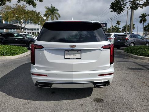 Certified 2023 Cadillac XT6 Premium Luxury image 23