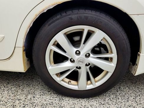 Used 2015 Nissan Altima 2.5 SL w/ Technology Package FWD image 5