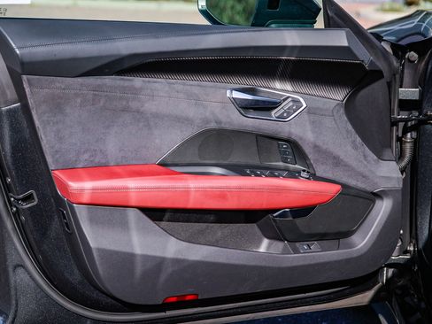 Used 2024 Audi e-tron GT Premium Plus image 21