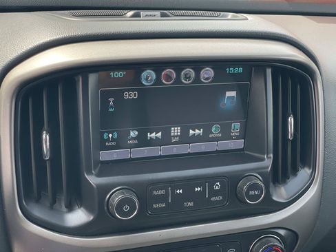 Used 2016 Chevrolet Colorado Z71 AWD/4WD image 13