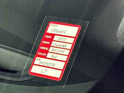 Used 2023 Chevrolet Bolt EUV LT w/ Convenience Package image 24