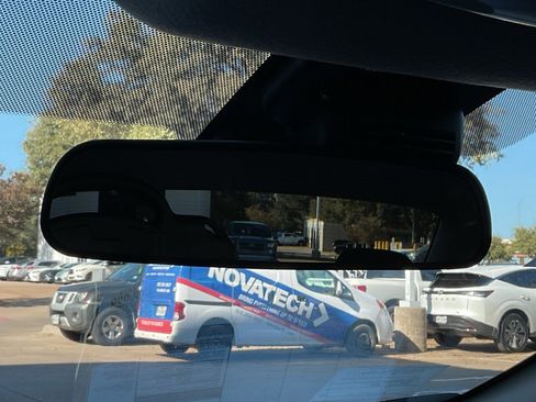 New 2025 Nissan Versa S image 26