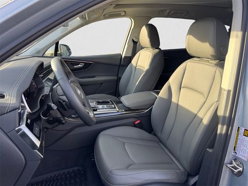 Used 2025 Audi Q7 2.0T Premium Plus w/ Premium Plus Package image 10