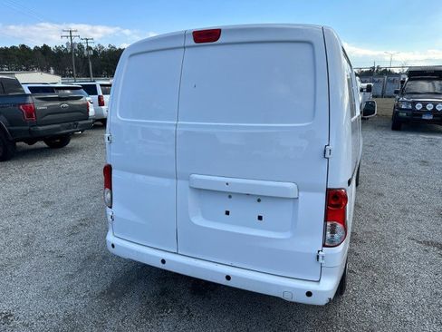 Used 2021 Nissan NV200 SV image 9