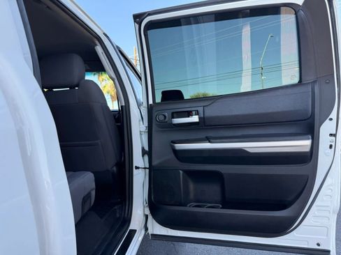 Used 2017 Toyota Tundra SR5 AWD/4WD image 33
