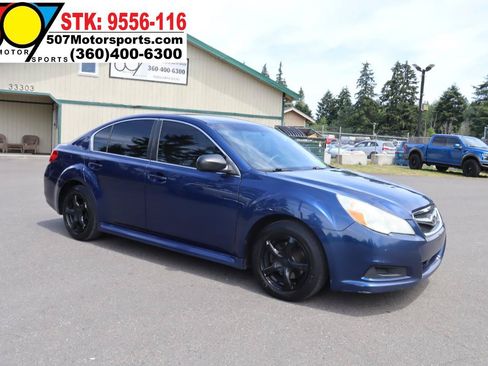 Used 2011 Subaru Legacy 2.5i AWD/4WD image 10