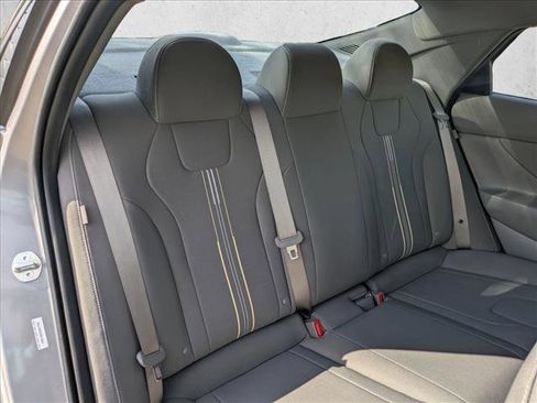 Certified 2025 Hyundai Elantra Sport FWD image 18