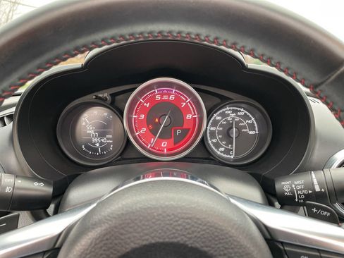 Used 2018 FIAT 124 Spider Abarth w/ Convenience Group image 69