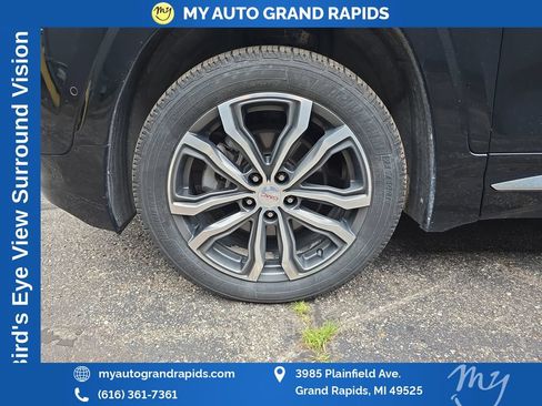 Used 2018 GMC Terrain Denali w/ Advanced Safety Package AWD/4WD image 29