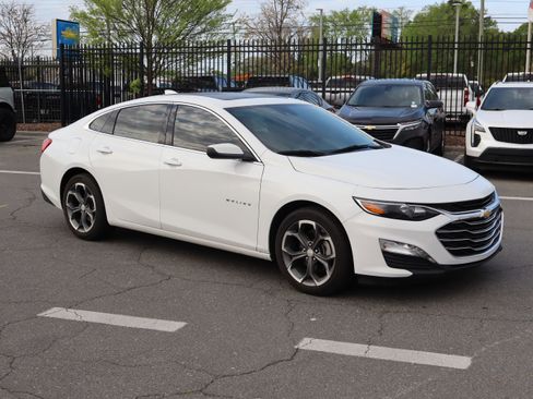 Used 2024 Chevrolet Malibu LT image 13