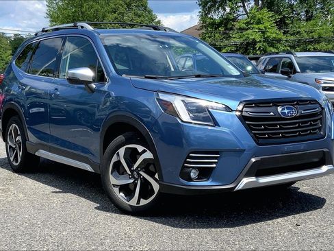 Certified 2023 Subaru Forester Touring w/ Popular Package #2 AWD/4WD image 2