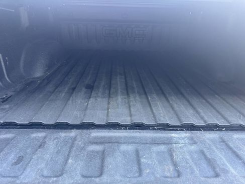Used 2017 GMC Sierra 1500 SLT AWD/4WD image 21