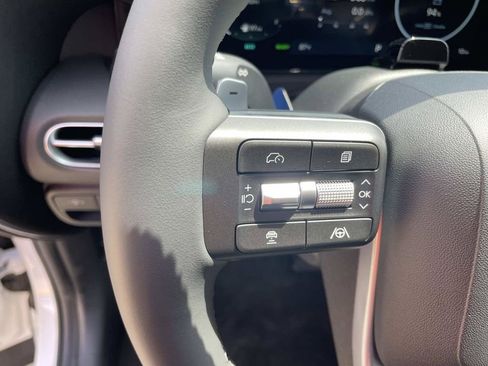 New 2026 Hyundai Palisade FWD Hybrid image 18