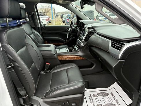 Used 2020 Chevrolet Suburban Premier image 19