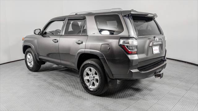 Used 2018 Toyota 4Runner SR5 AWD/4WD image 4