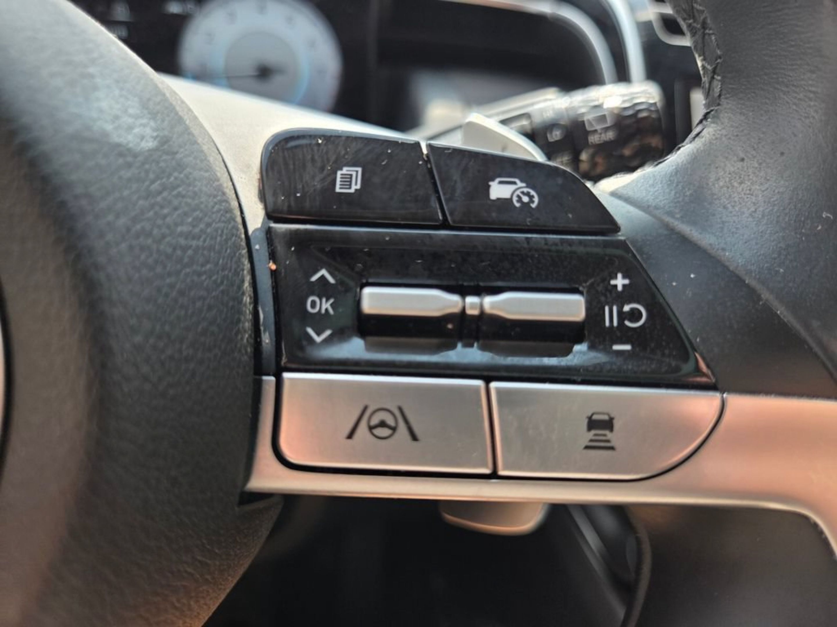 Used 2022 Hyundai Tucson Limited FWD image 32