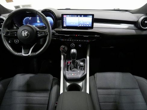 Used 2024 Alfa Romeo Tonale Ti image 10