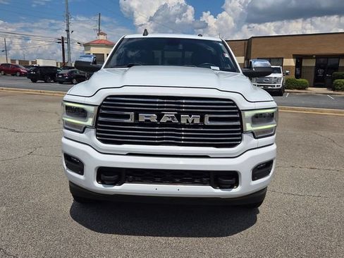 Used 2022 RAM 2500 Laramie AWD/4WD image 2