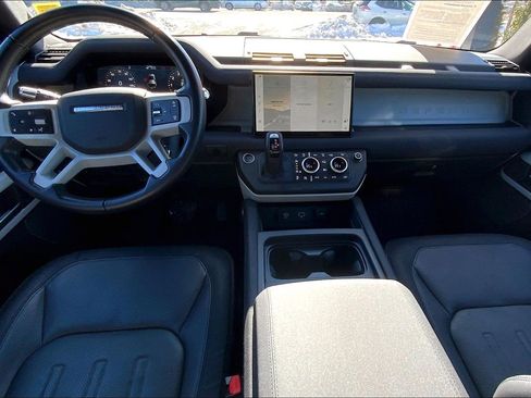 Used 2022 Land Rover Defender 110 X-Dynamic SE image 15