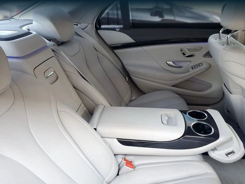 Used 2016 Mercedes-Benz S 550 4MATIC Sedan image 56