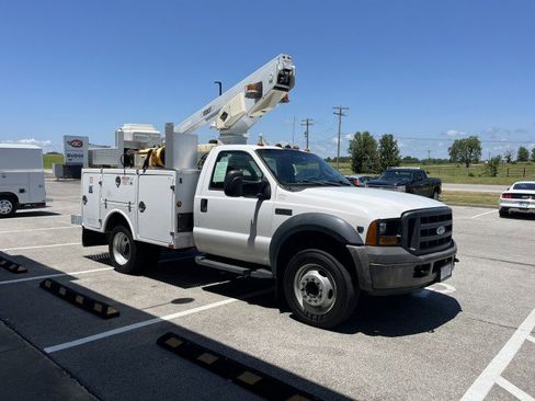 Used 2006 Ford F450 XL image 4