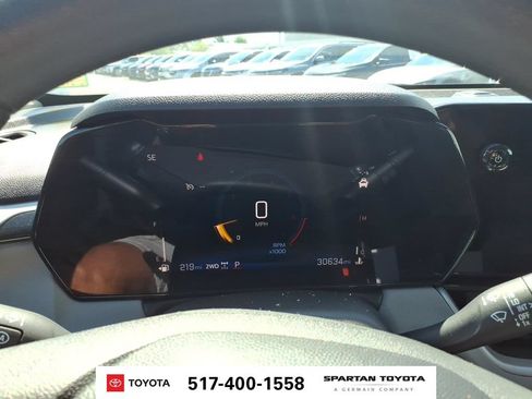 Used 2025 Chevrolet TrailBlazer LT AWD/4WD image 20