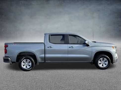 Certified 2025 Chevrolet Silverado 1500 LT image 3