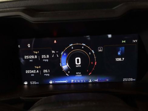 Used 2024 Chevrolet Colorado W/T w/ Safety Package image 5