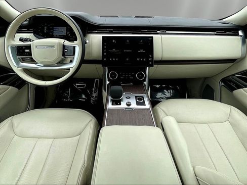 Used 2023 Land Rover Range Rover Long Wheelbase Autobiography AWD/4WD image 7