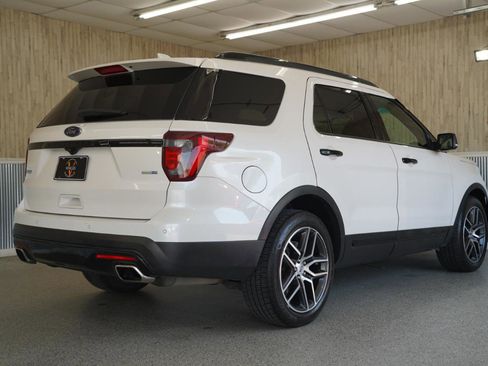 Used 2016 Ford Explorer Sport w/ Equipment Group 401A image 10