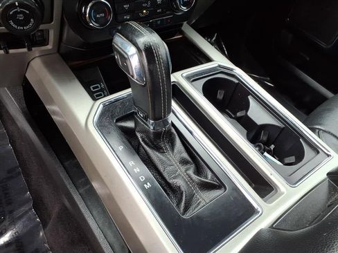 Used 2017 Ford F150 Lariat w/ Equipment Group 501A Mid image 22