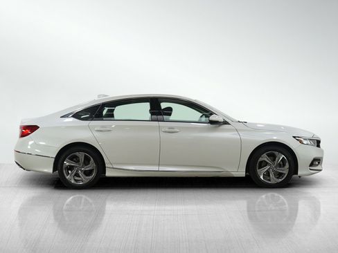 Used 2020 Honda Accord EX-L image 6