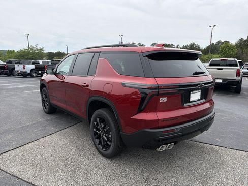 New 2026 Chevrolet Traverse LT w/ Midnight/Sport Edition FWD image 7