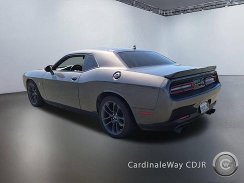 Used 2021 Dodge Challenger R/T Scat Pack RWD image 5