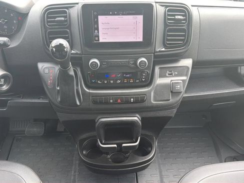 Used 2026 RAM ProMaster 2500 w/ Convenience Group FWD image 8