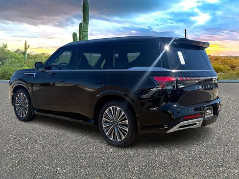New 2026 INFINITI QX80 Luxe image 5