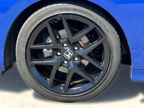 Used 2024 Honda Civic Sport image 13