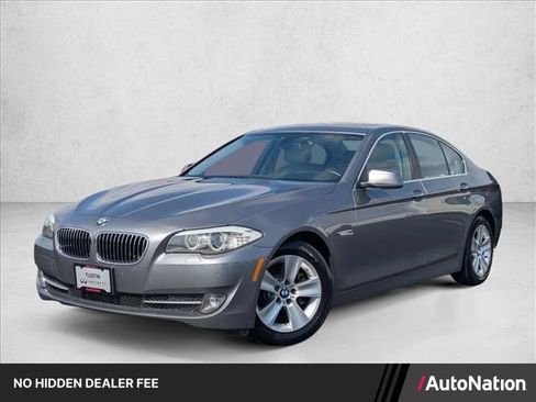 Used 2013 BMW 528i Sedan RWD image 1