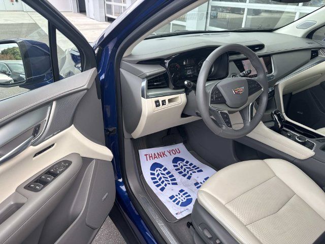 Used 2023 Cadillac XT5 Premium Luxury AWD/4WD image 15