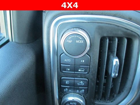 Used 2022 GMC Sierra 1500 Elevation image 23