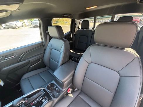 New 2026 Chevrolet Colorado LT w/ LT Convenience Package AWD/4WD image 11