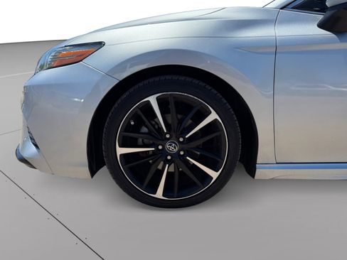 Used 2018 Toyota Camry XSE w/ Audio Package FWD image 9