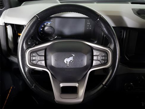 Used 2023 Ford Bronco Badlands AWD/4WD image 11