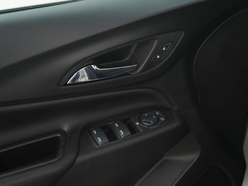 Used 2022 Chevrolet Equinox LT image 22